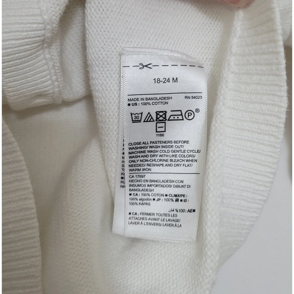 White Old Navy baby cardigan‎ sweater size 18-24 mo
